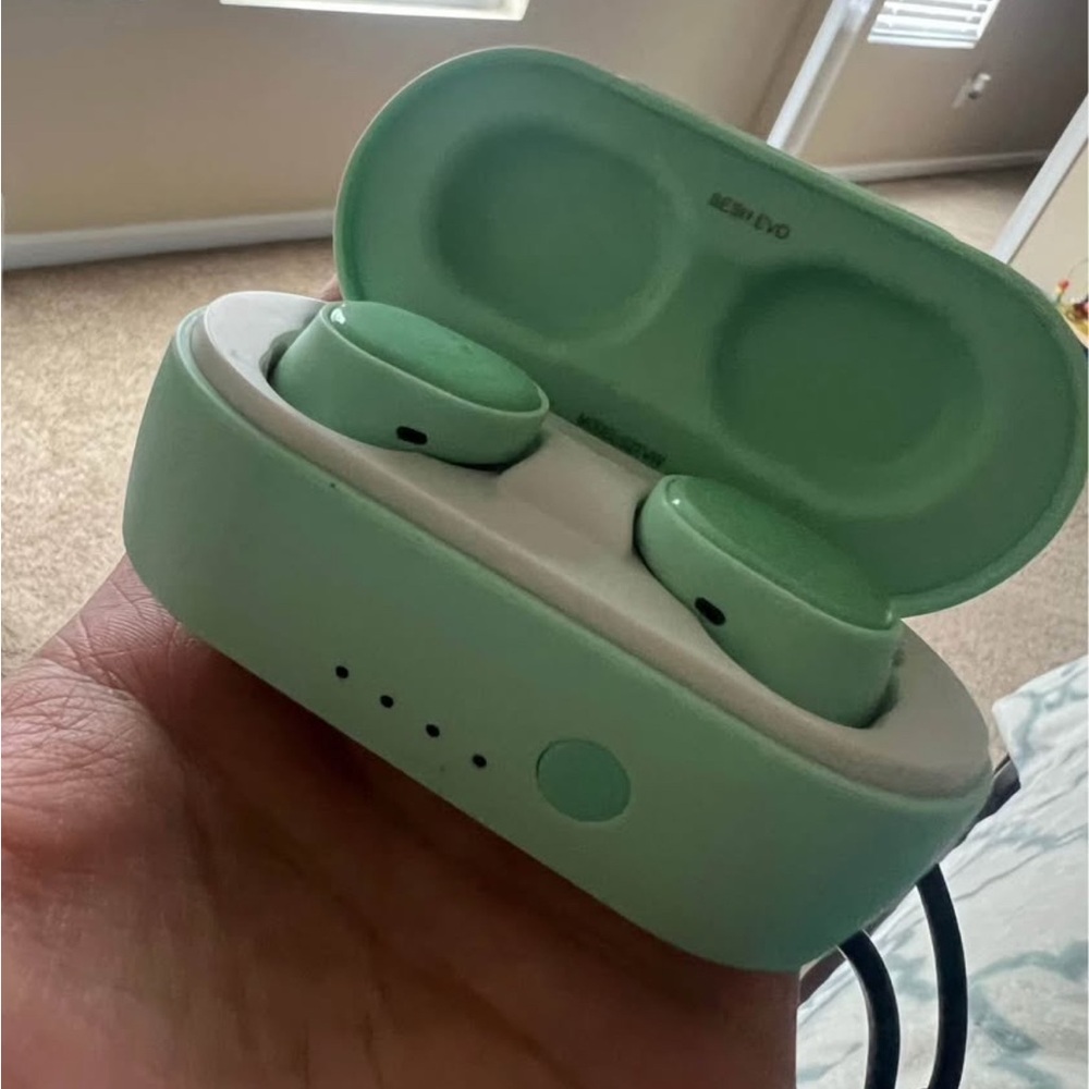Skullcandy Mint Green Earbud Headphones